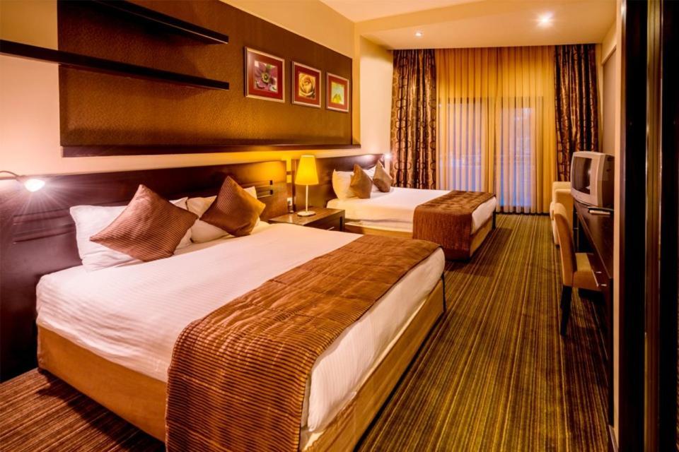 קיירניה Vuni Palace Luxury Resort & Beach & Casino מראה חיצוני תמונה