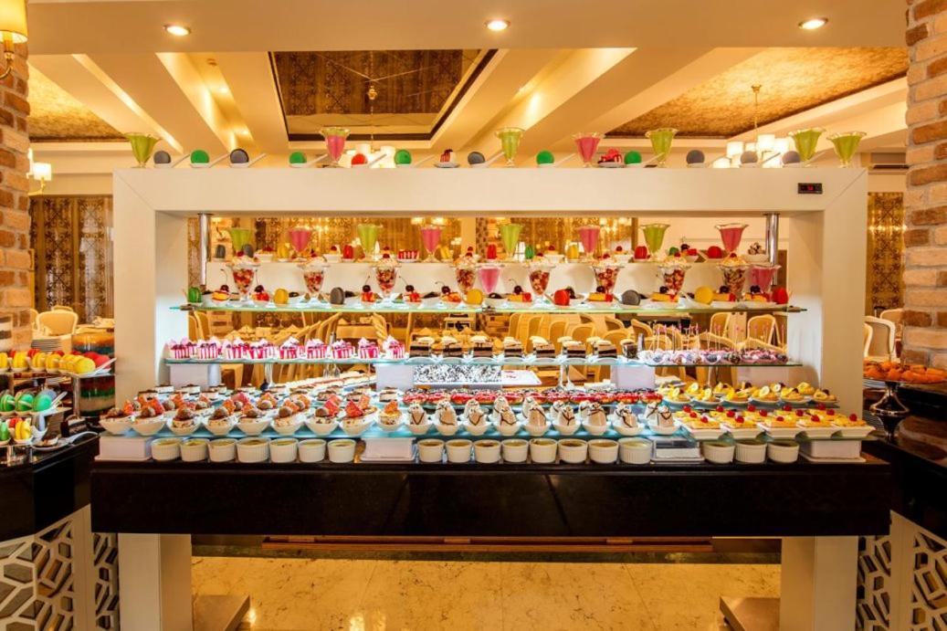 קיירניה Vuni Palace Luxury Resort & Beach & Casino מראה חיצוני תמונה