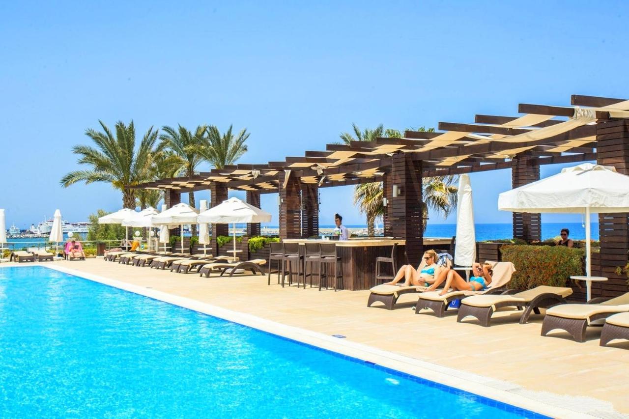קיירניה Vuni Palace Luxury Resort & Beach & Casino מראה חיצוני תמונה