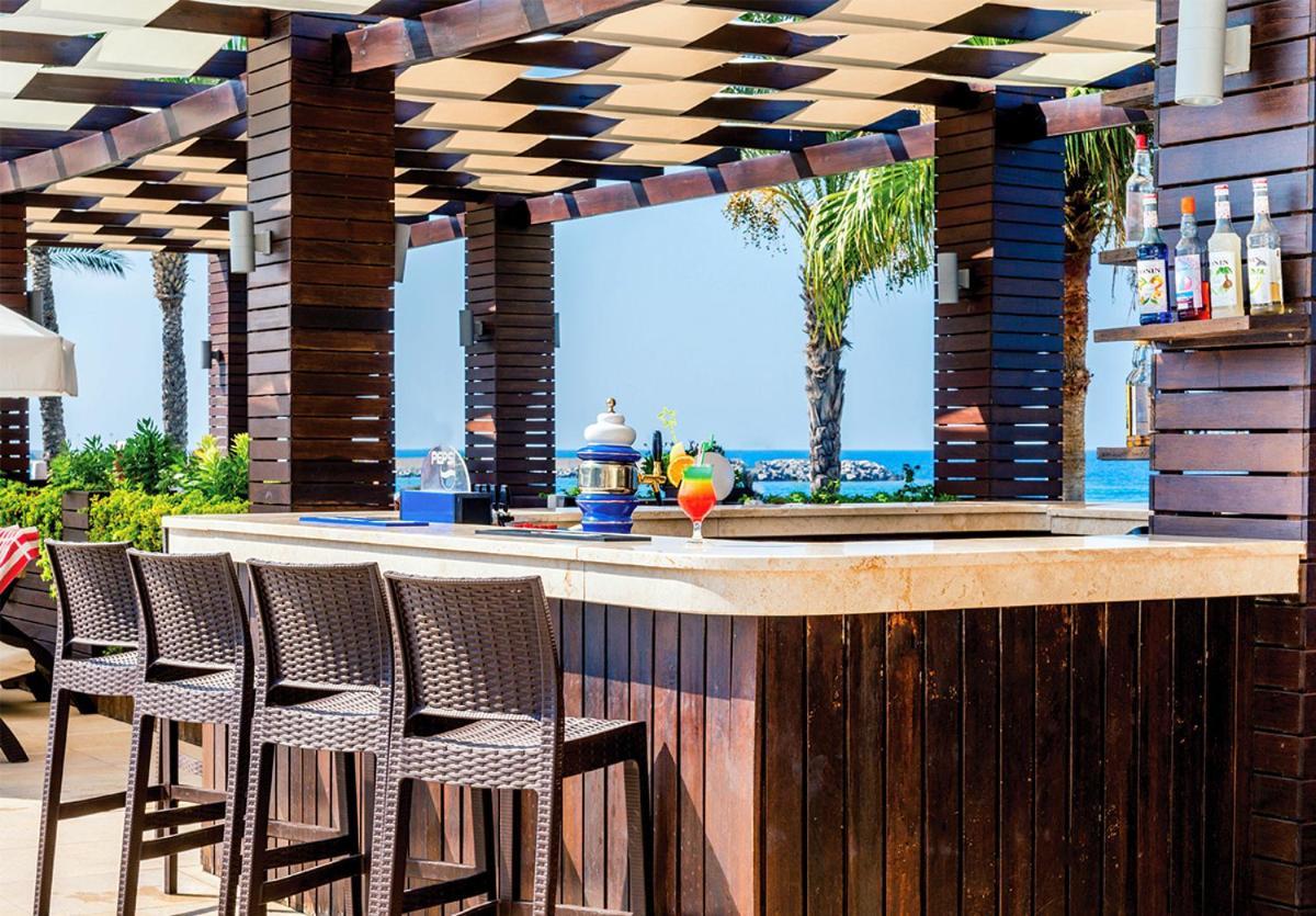 קיירניה Vuni Palace Luxury Resort & Beach & Casino מראה חיצוני תמונה