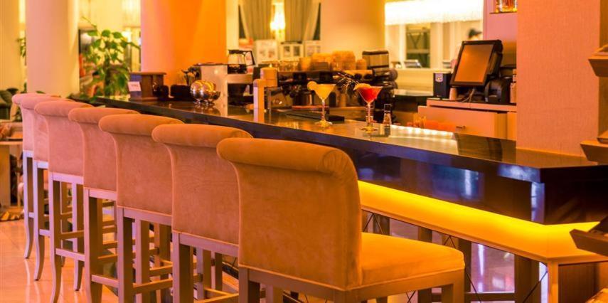 קיירניה Vuni Palace Luxury Resort & Beach & Casino מראה חיצוני תמונה