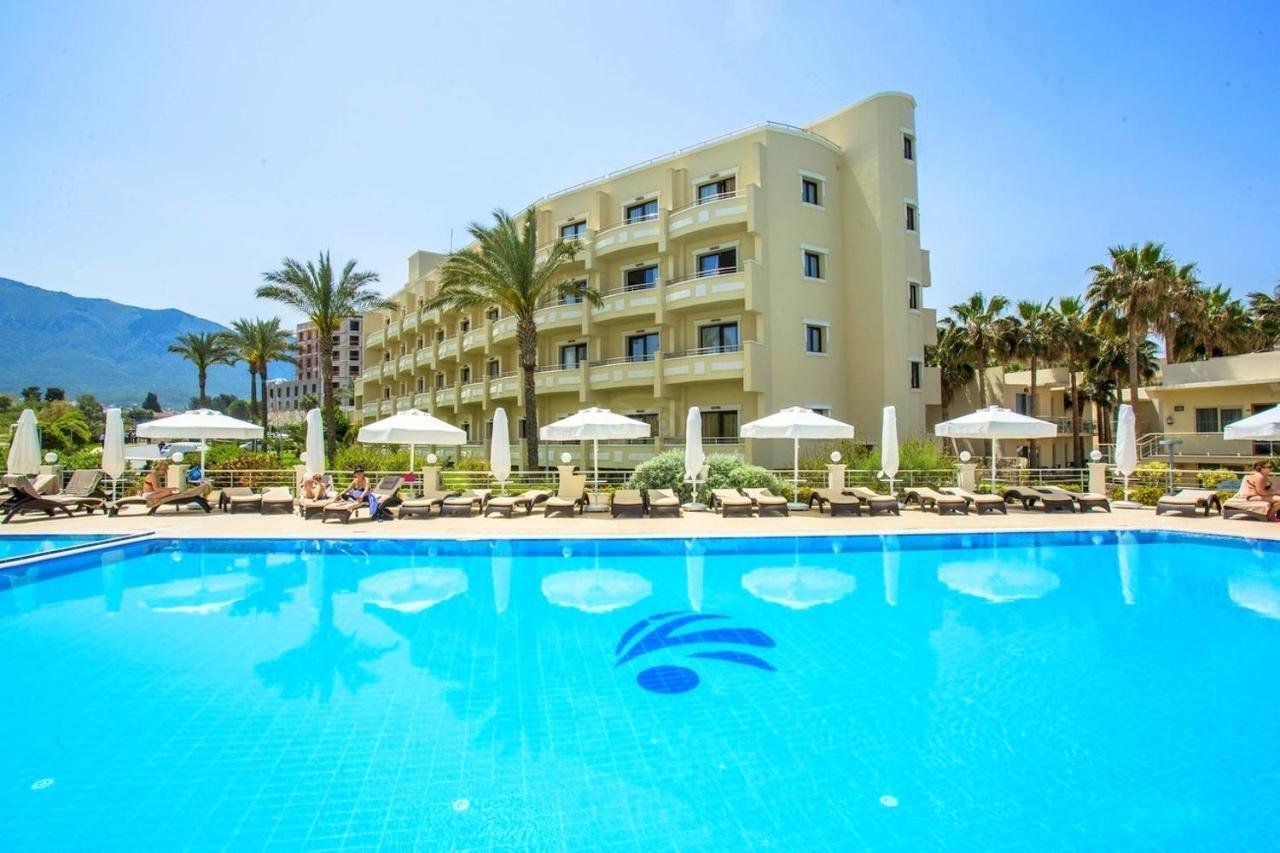 קיירניה Vuni Palace Luxury Resort & Beach & Casino מראה חיצוני תמונה